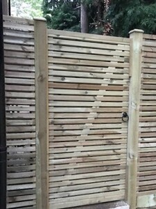 Double slatted gate copy Double slatted gate copy